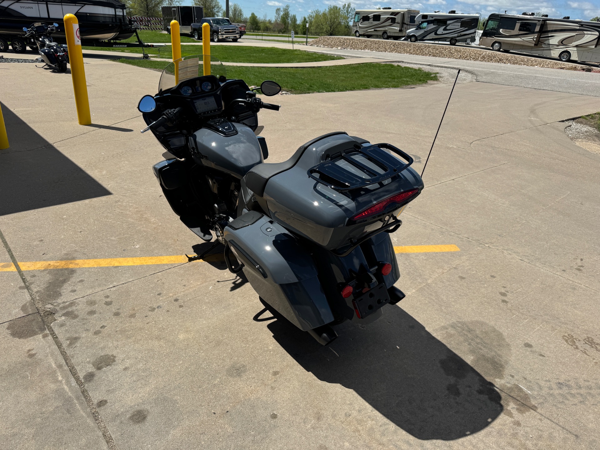 2024 Indian Motorcycle Pursuit® Dark Horse® with PowerBand Audio Package in Ottumwa, Iowa - Photo 6