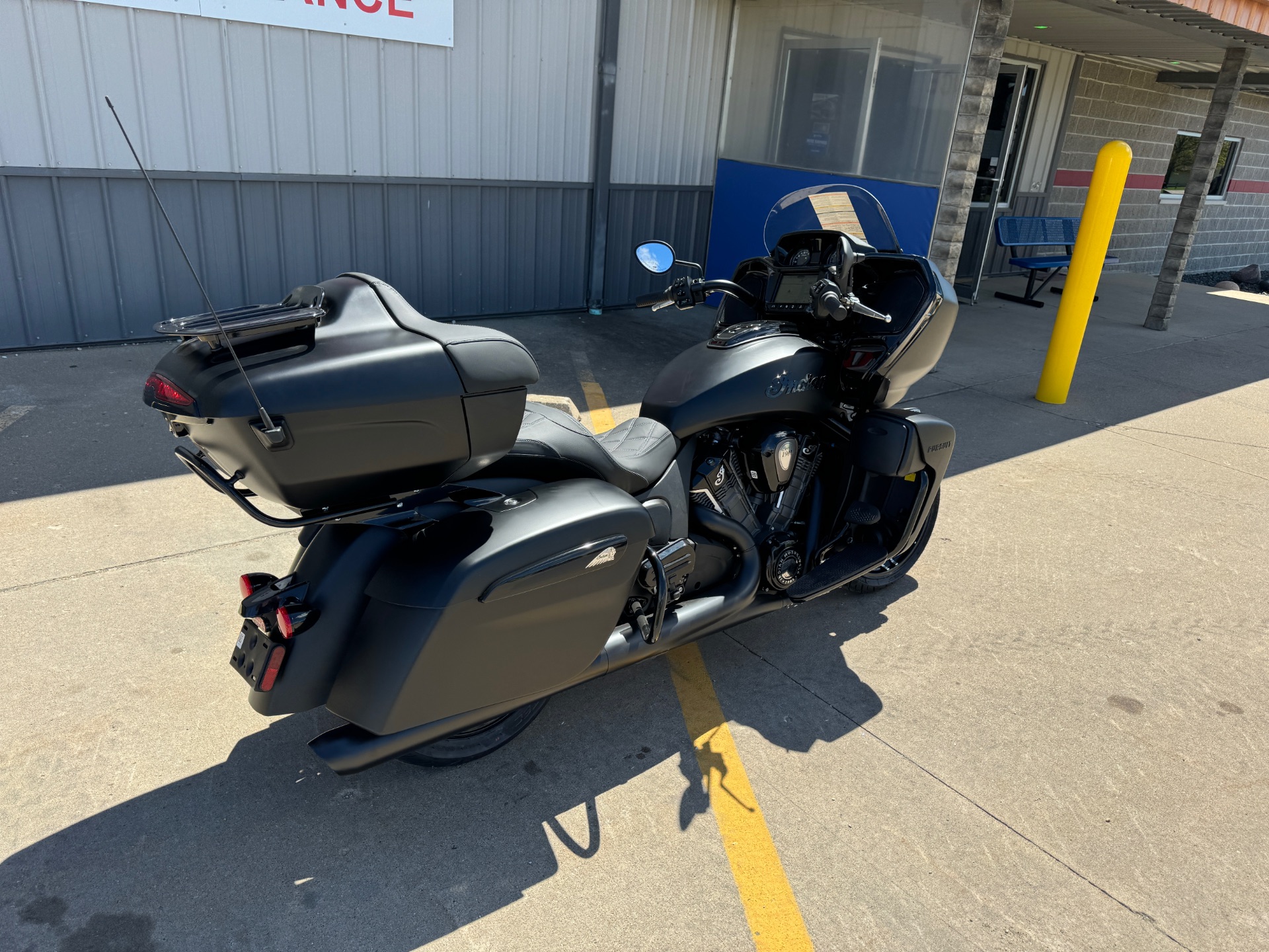 2024 Indian Motorcycle Pursuit® Dark Horse® in Ottumwa, Iowa - Photo 3