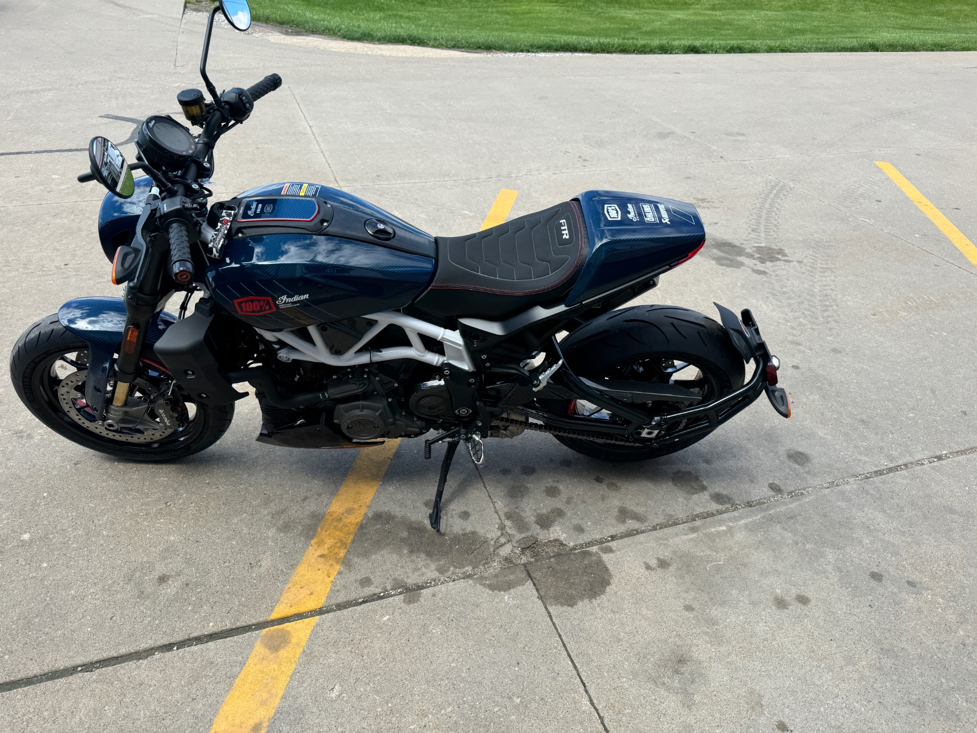 2024 Indian Motorcycle FTR X 100% R Carbon in Ottumwa, Iowa - Photo 9