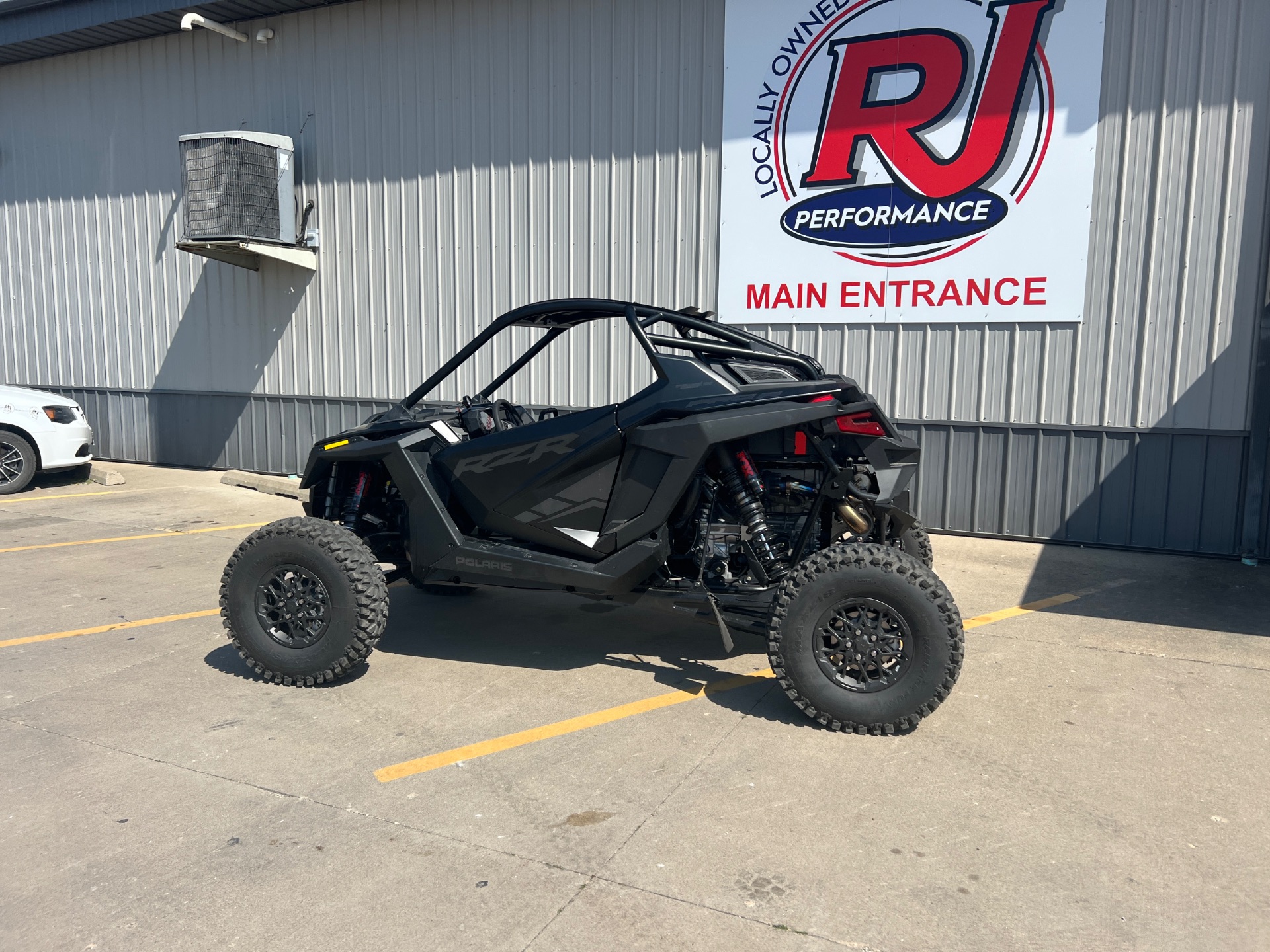 2023 Polaris RZR Pro R Ultimate in Ottumwa, Iowa - Photo 2