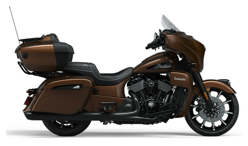 2023 Indian Motorcycle Roadmaster® Dark Horse® in Ottumwa, Iowa - Photo 3