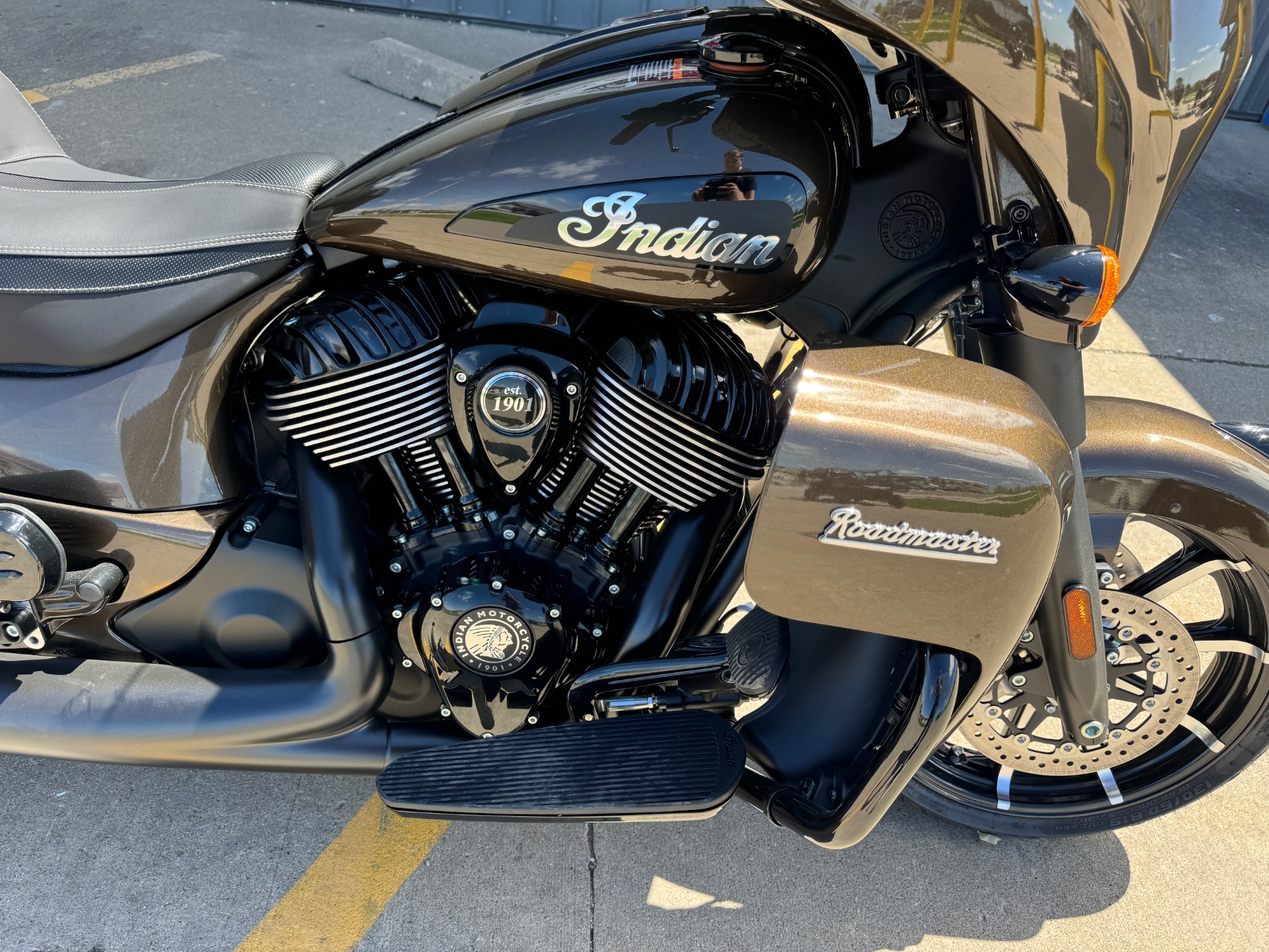 2023 Indian Motorcycle Roadmaster® Dark Horse® in Ottumwa, Iowa - Photo 9