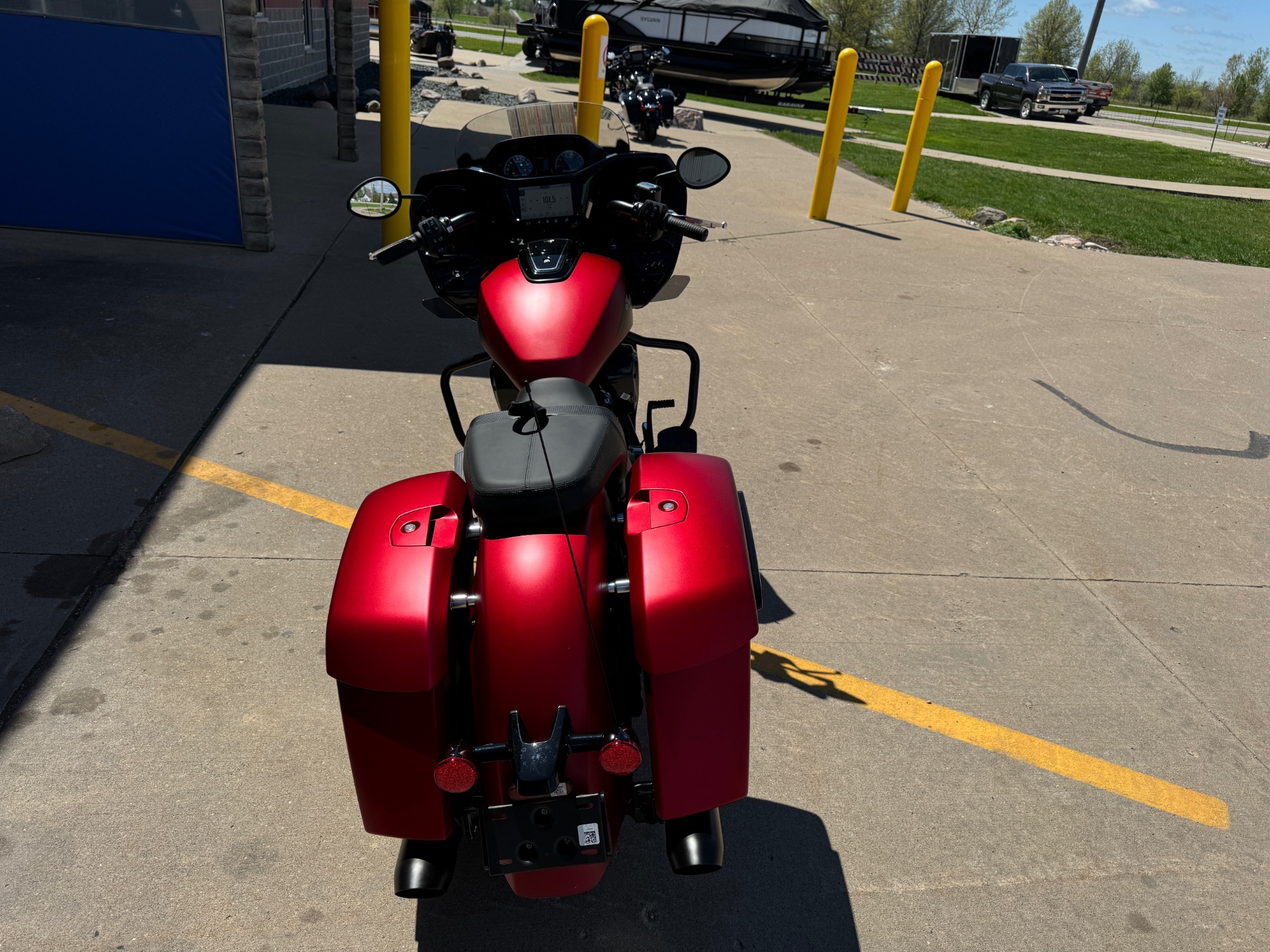 2024 Indian Motorcycle Challenger® Dark Horse® in Ottumwa, Iowa - Photo 4