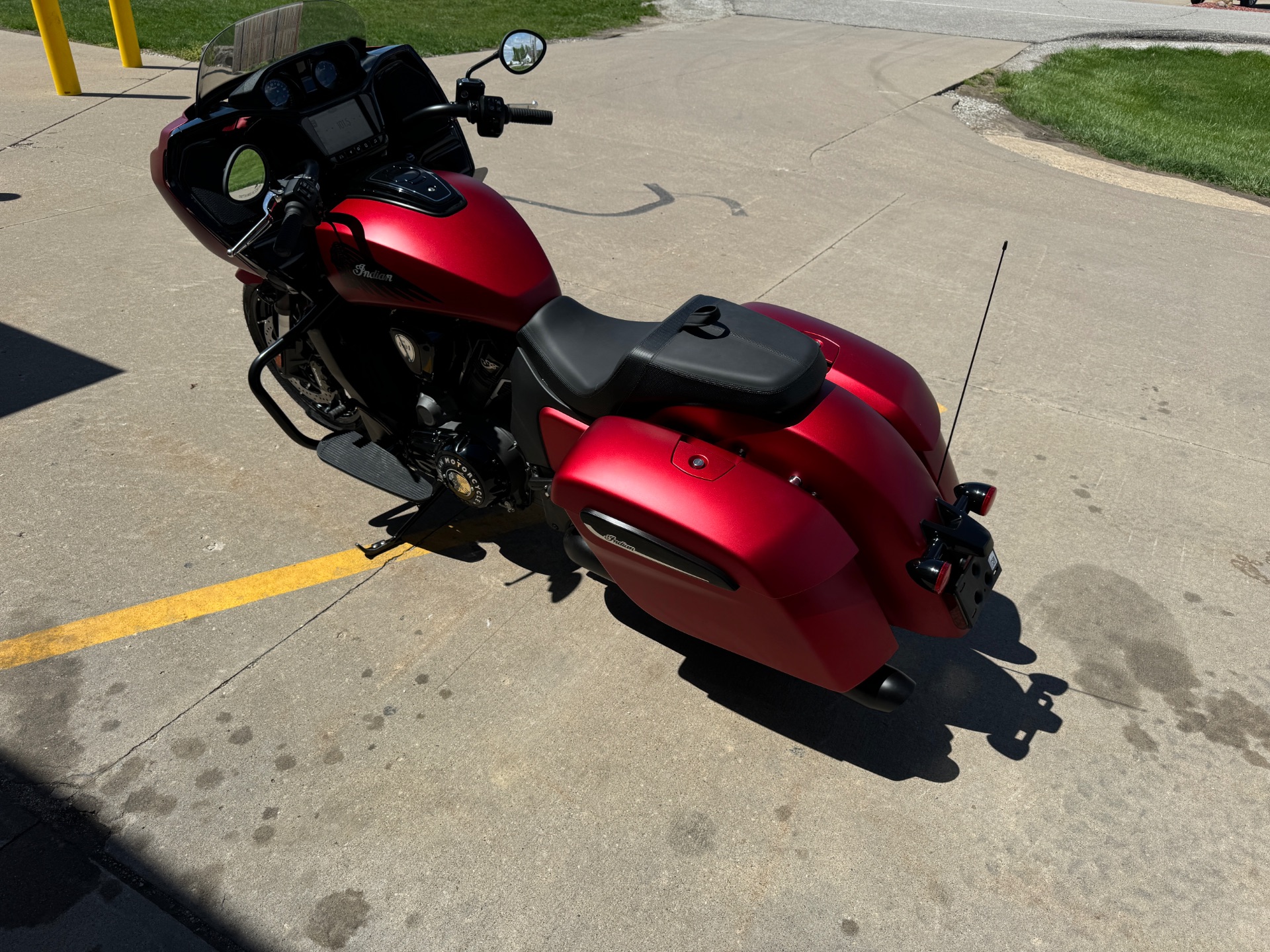 2024 Indian Motorcycle Challenger® Dark Horse® in Ottumwa, Iowa - Photo 5