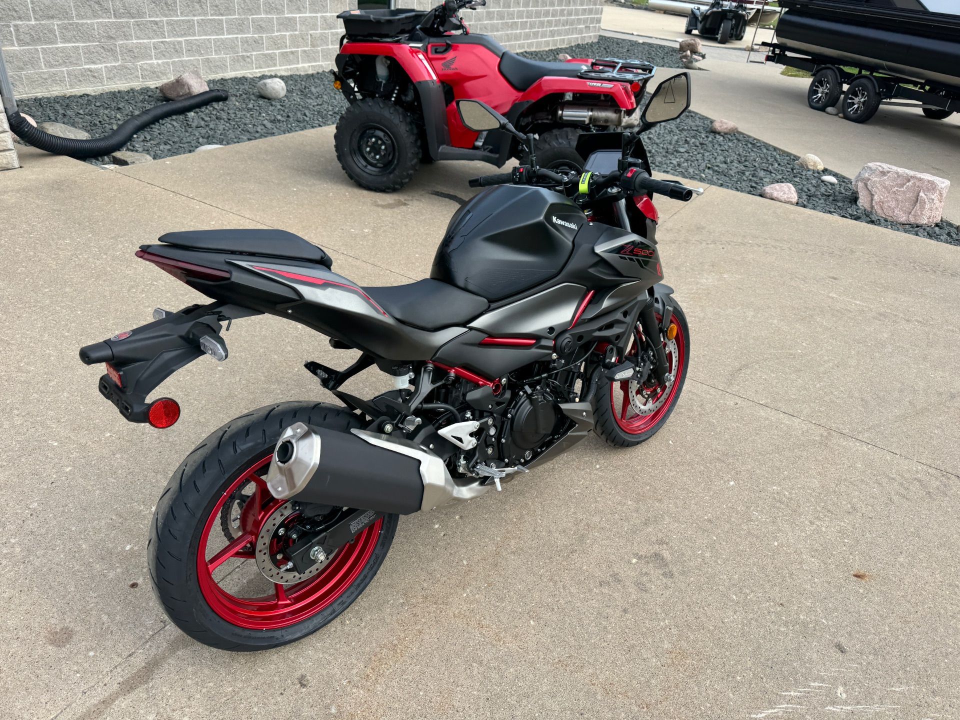 2024 Kawasaki Z500 SE ABS in Fort Dodge, Iowa - Photo 2