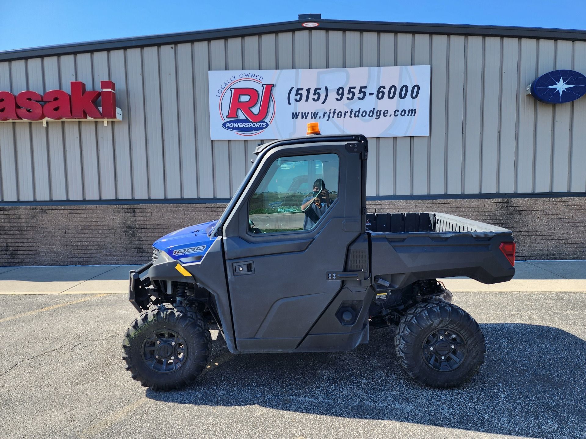 2022 Polaris Ranger 1000 Premium in Fort Dodge, Iowa - Photo 1