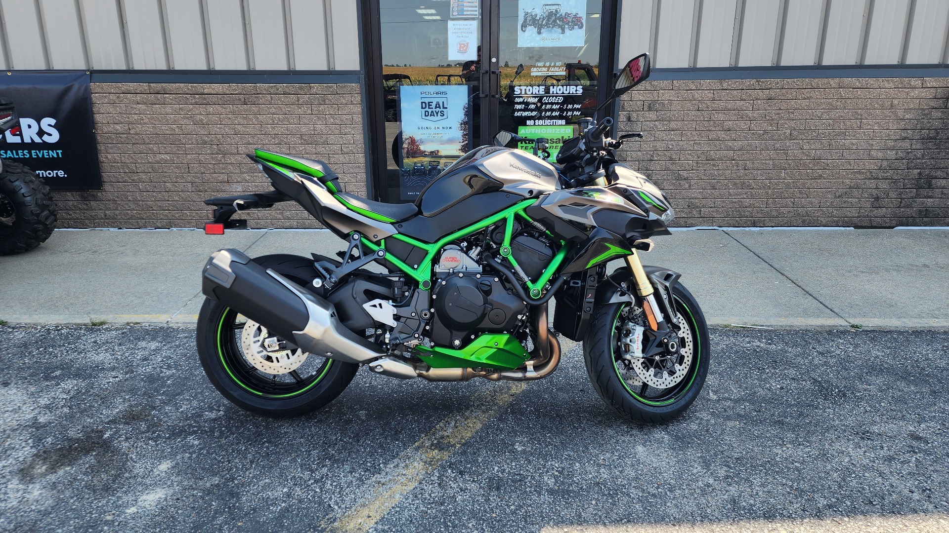 2024 Kawasaki Z H2 SE ABS in Fort Dodge, Iowa - Photo 2