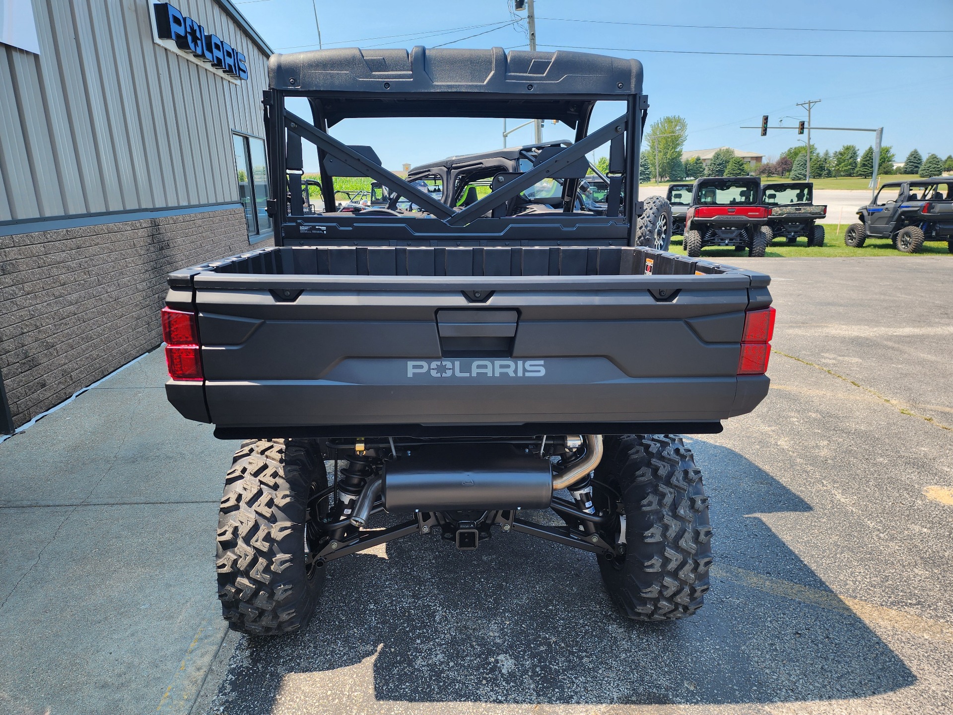 2025 Polaris Ranger 1000 Premium in Fort Dodge, Iowa - Photo 8