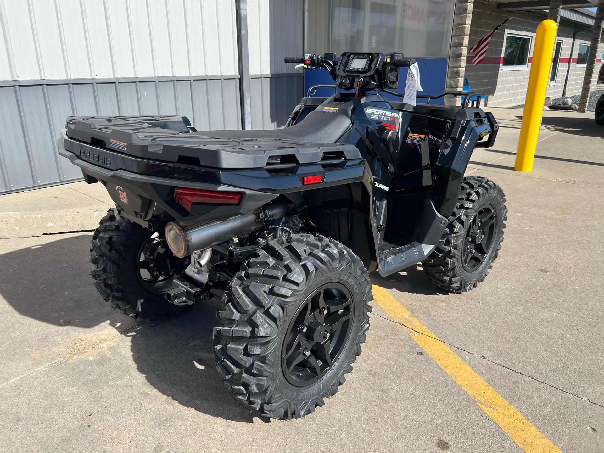 2024 Polaris Sportsman 570 Trail in Fort Dodge, Iowa - Photo 8