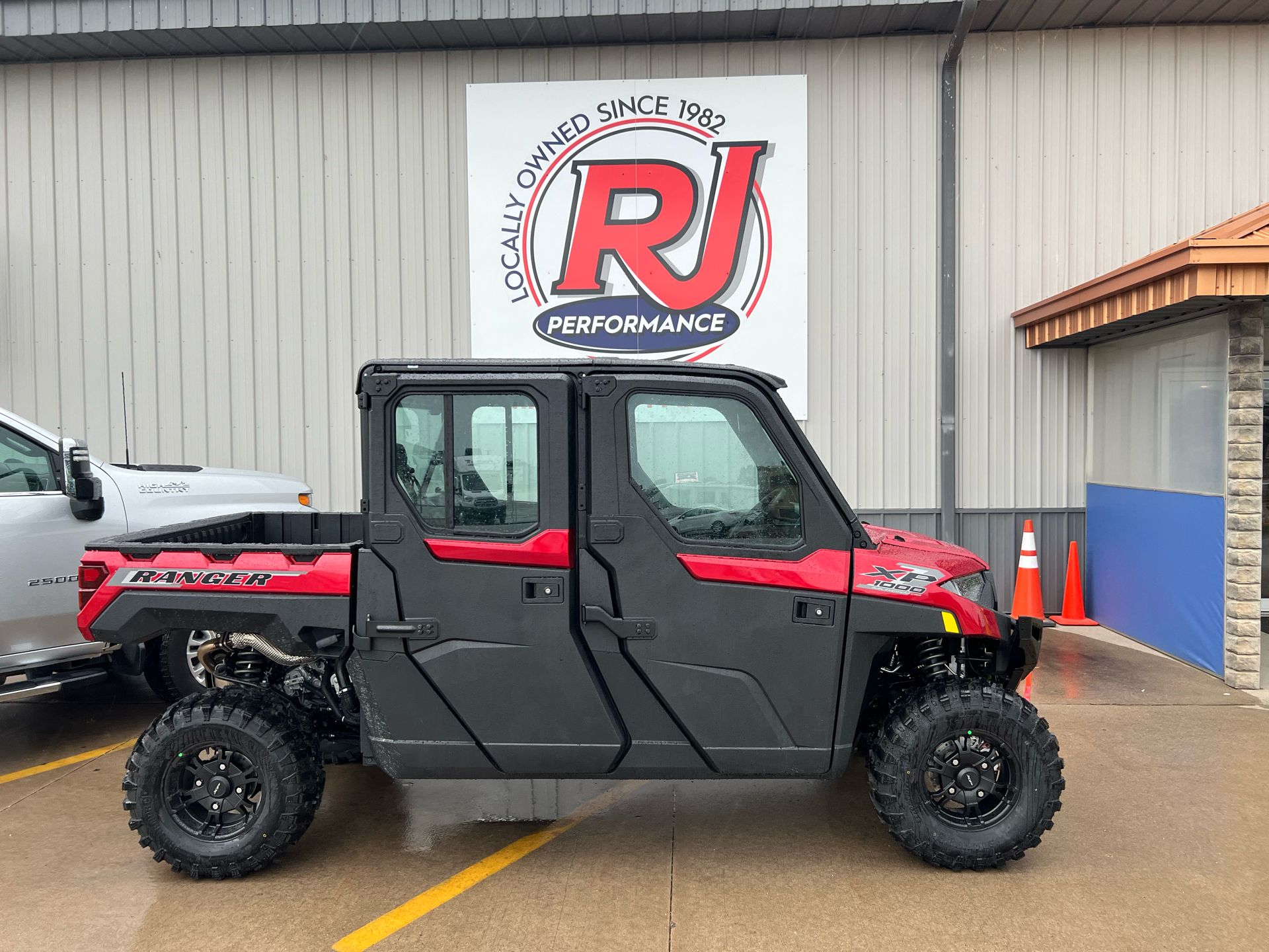 2025 Polaris Ranger Crew XP 1000 NorthStar Edition Ultimate in Fort Dodge, Iowa - Photo 2