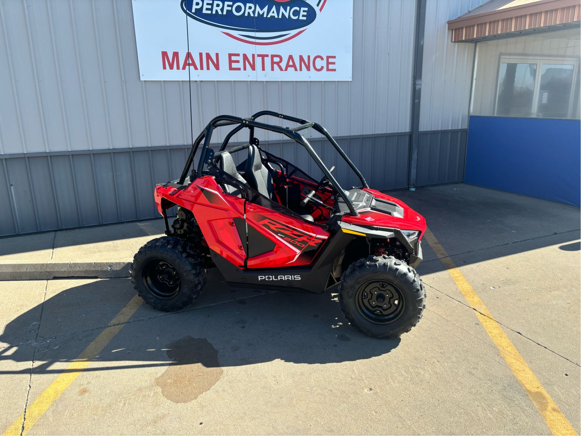 2025 Polaris RZR 200 EFI in Fort Dodge, Iowa - Photo 2