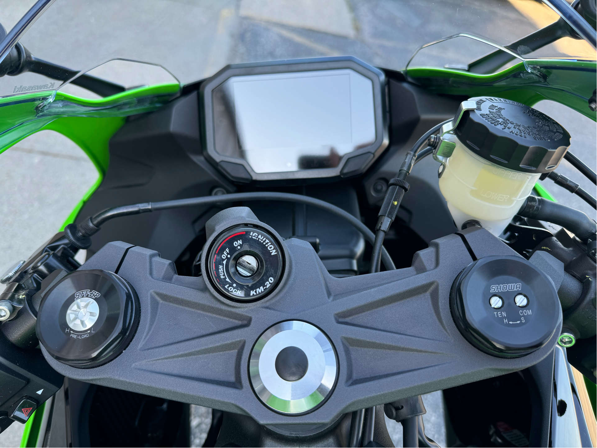 2025 Kawasaki Ninja ZX-6R KRT Edition ABS in Fort Dodge, Iowa - Photo 6