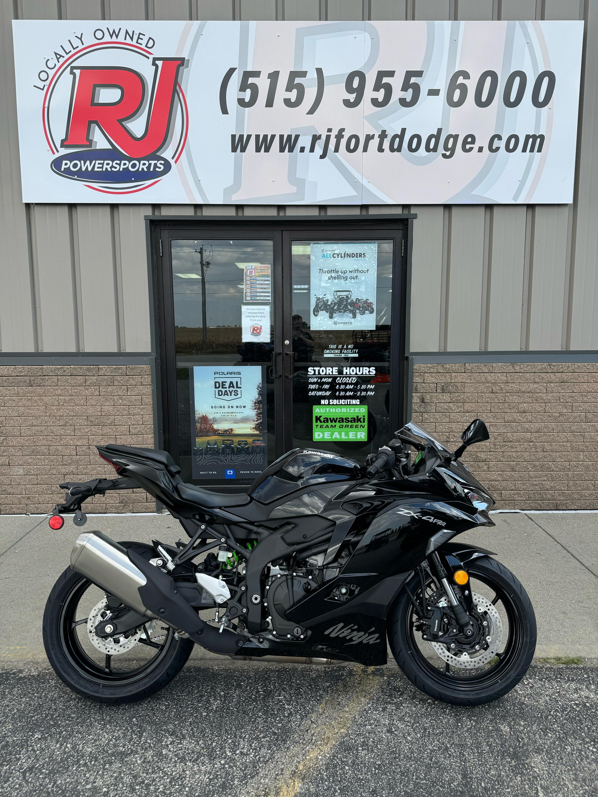 2024 Kawasaki Ninja ZX-4RR ABS in Fort Dodge, Iowa - Photo 1