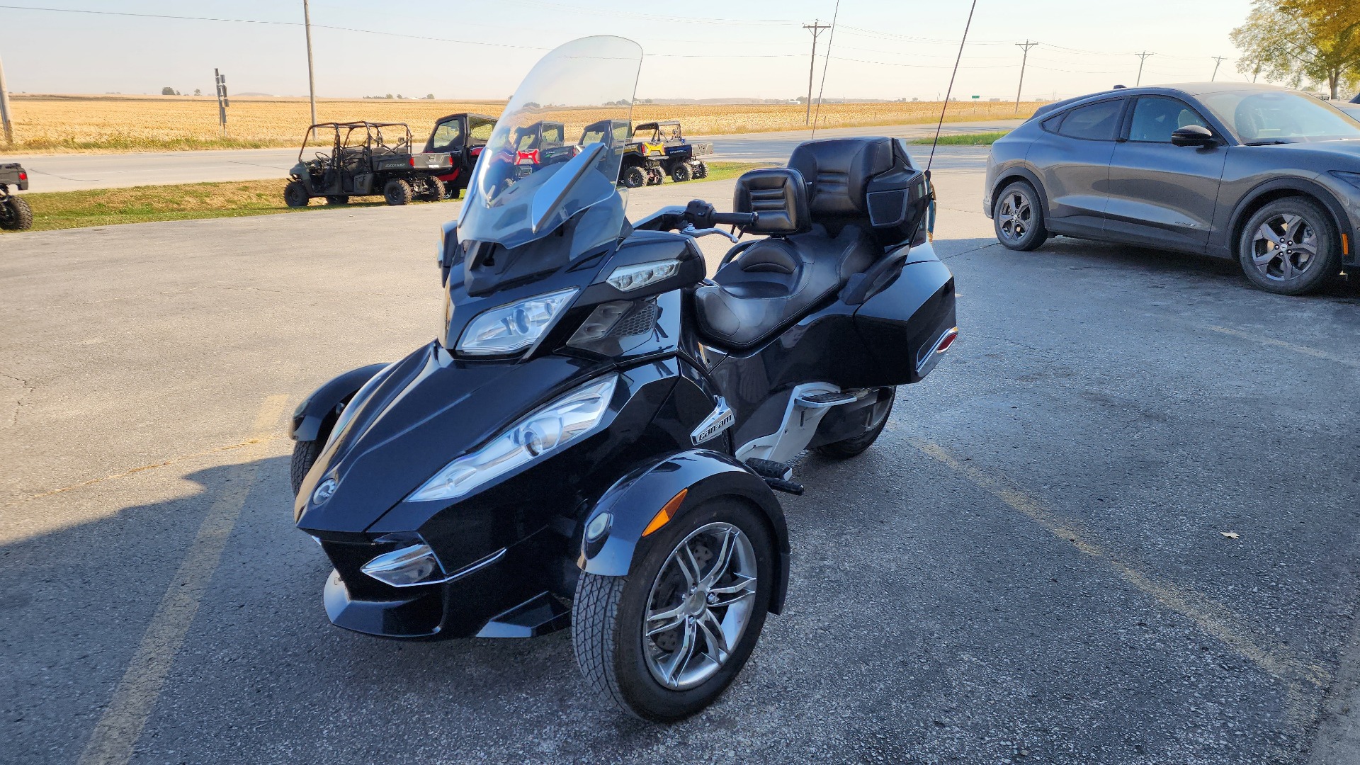 2010 Can-Am Spyder® RT-S SM5 Premiere Edition in Fort Dodge, Iowa - Photo 3