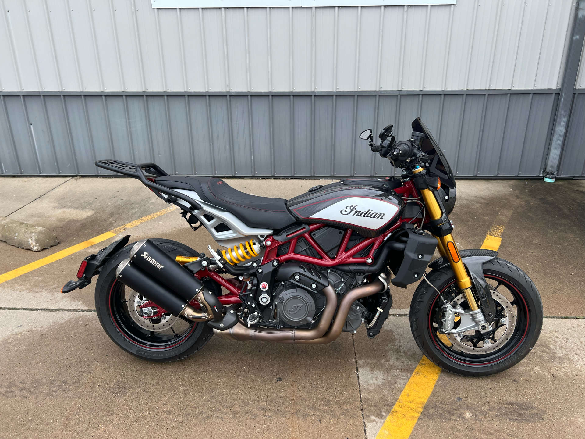 2022 Indian Motorcycle FTR R Carbon in Ottumwa, Iowa - Photo 2