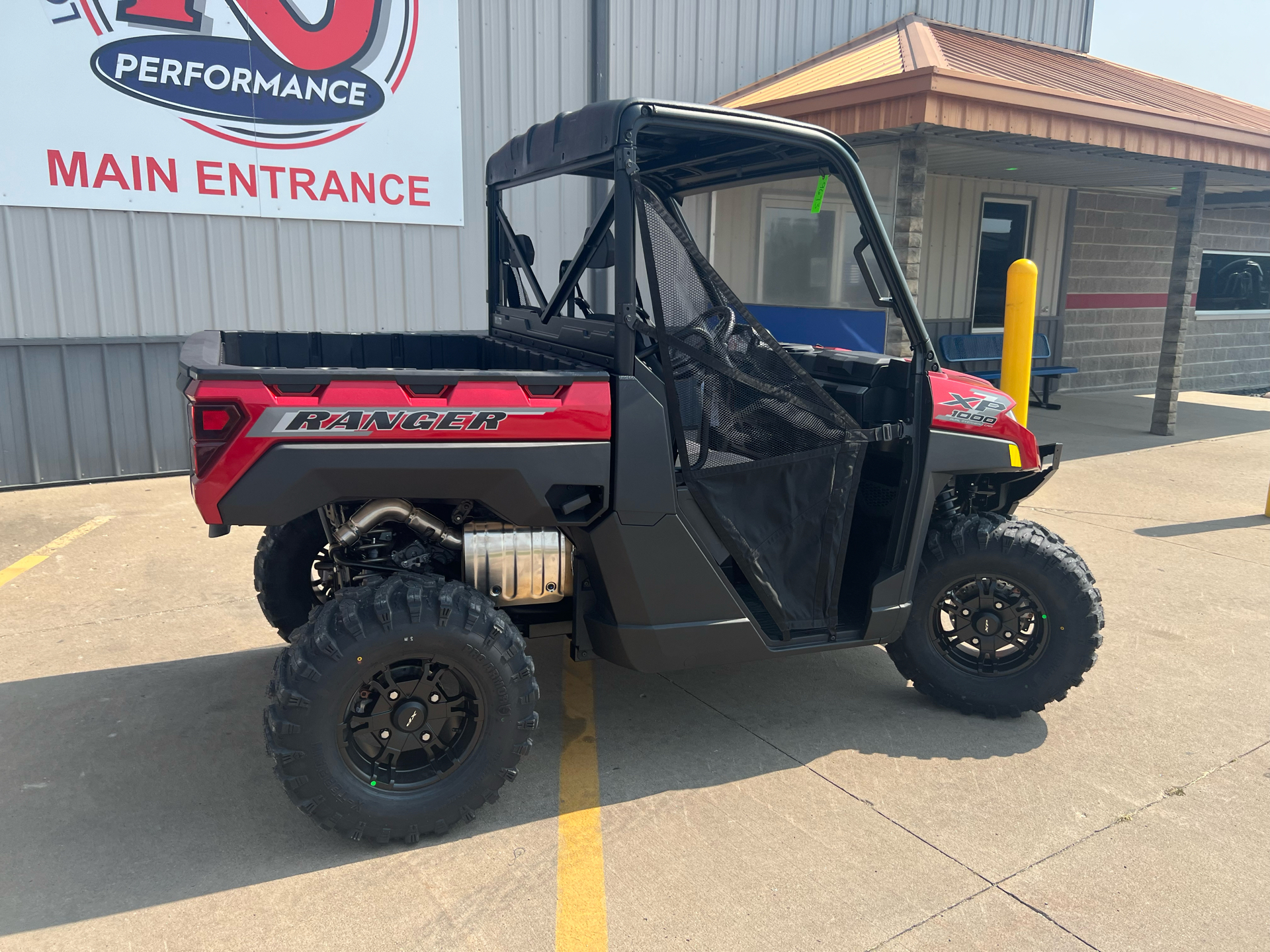 2025 Polaris Ranger XP 1000 Premium in Ottumwa, Iowa - Photo 9