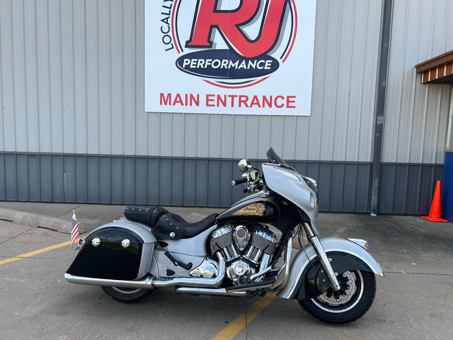 2016 Indian Motorcycle Chieftain® in Ottumwa, Iowa - Photo 1