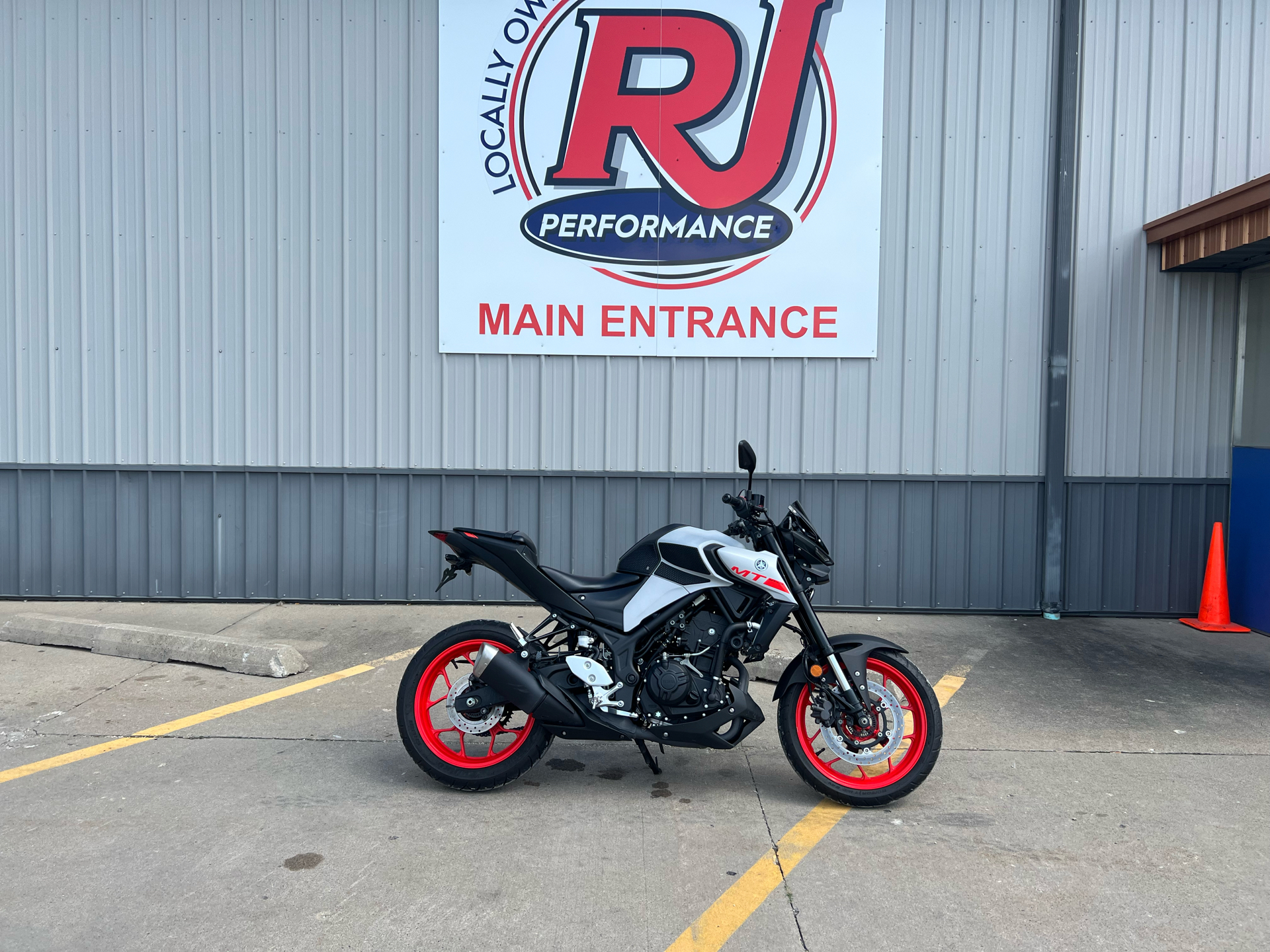 Yamaha MT-03 Image