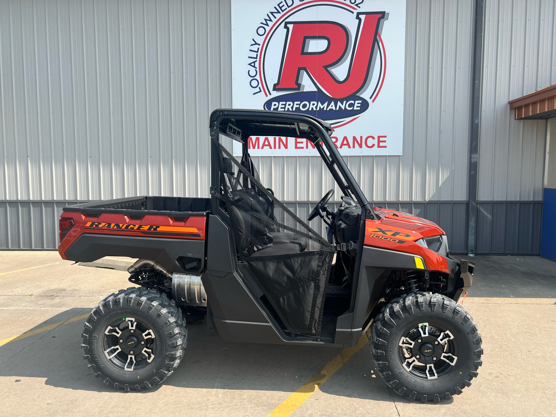 2025 Polaris Ranger XP 1000 Premium in Ottumwa, Iowa - Photo 1