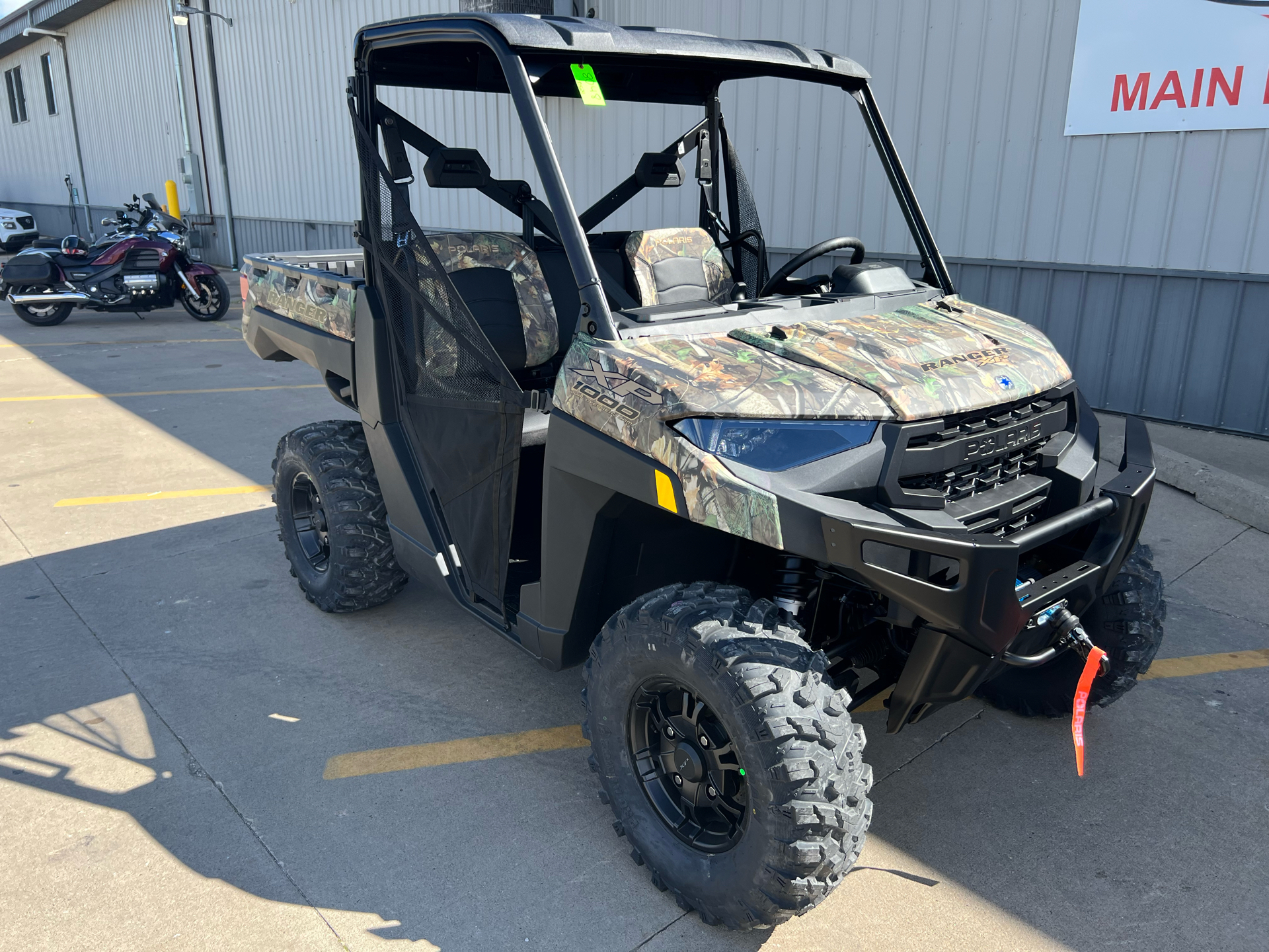 2025 Polaris Ranger XP 1000 Premium in Ottumwa, Iowa - Photo 3