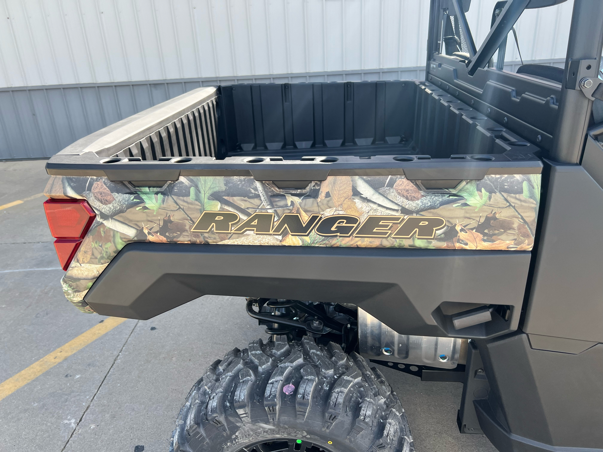 2025 Polaris Ranger XP 1000 Premium in Ottumwa, Iowa - Photo 10