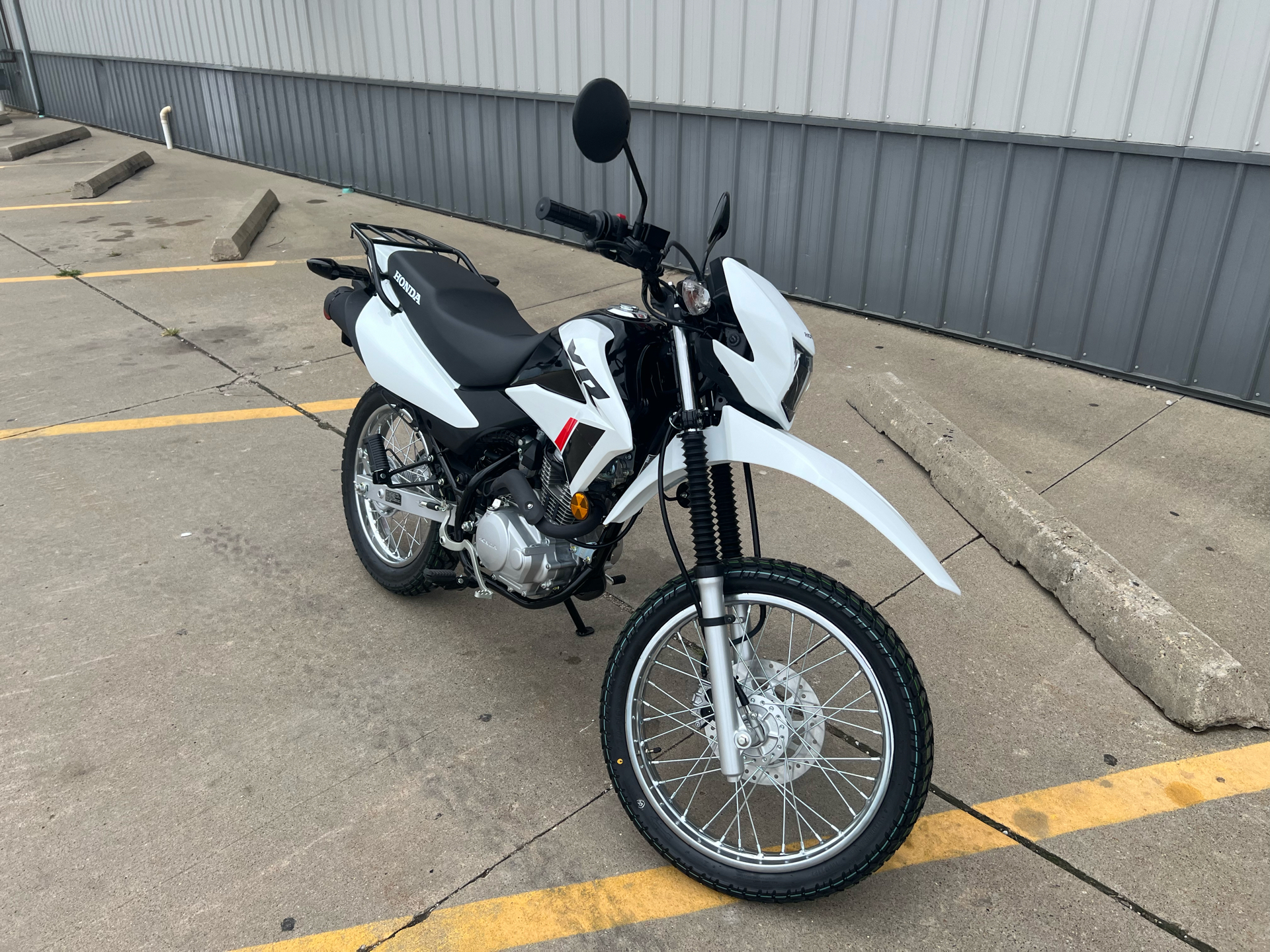 2024 Honda XR150L in Ottumwa, Iowa - Photo 3