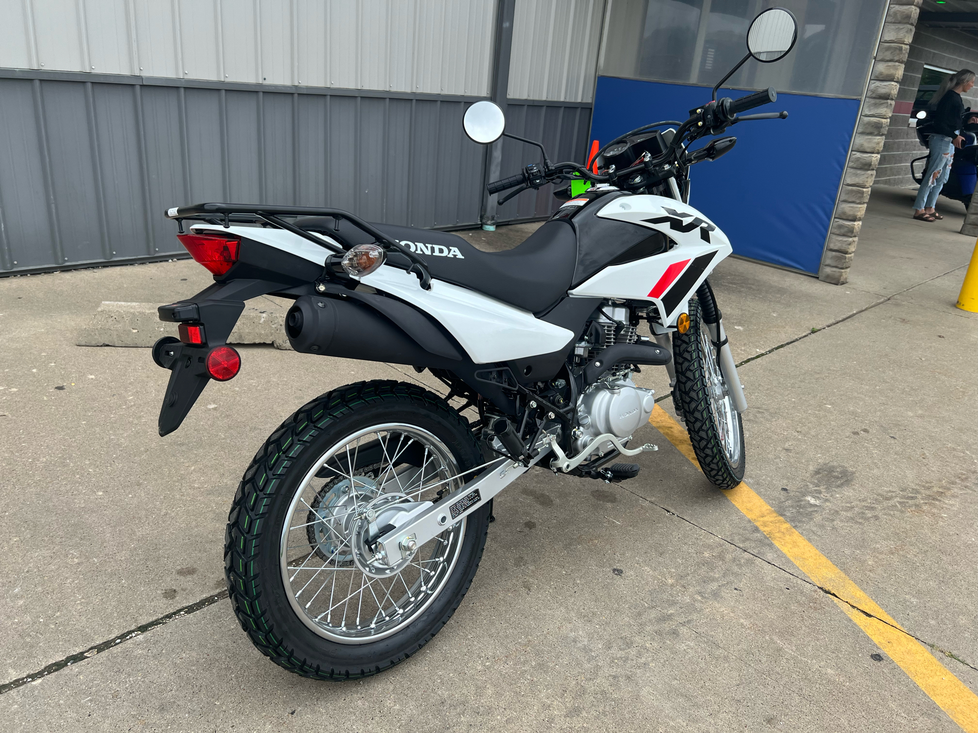 2024 Honda XR150L in Ottumwa, Iowa - Photo 8