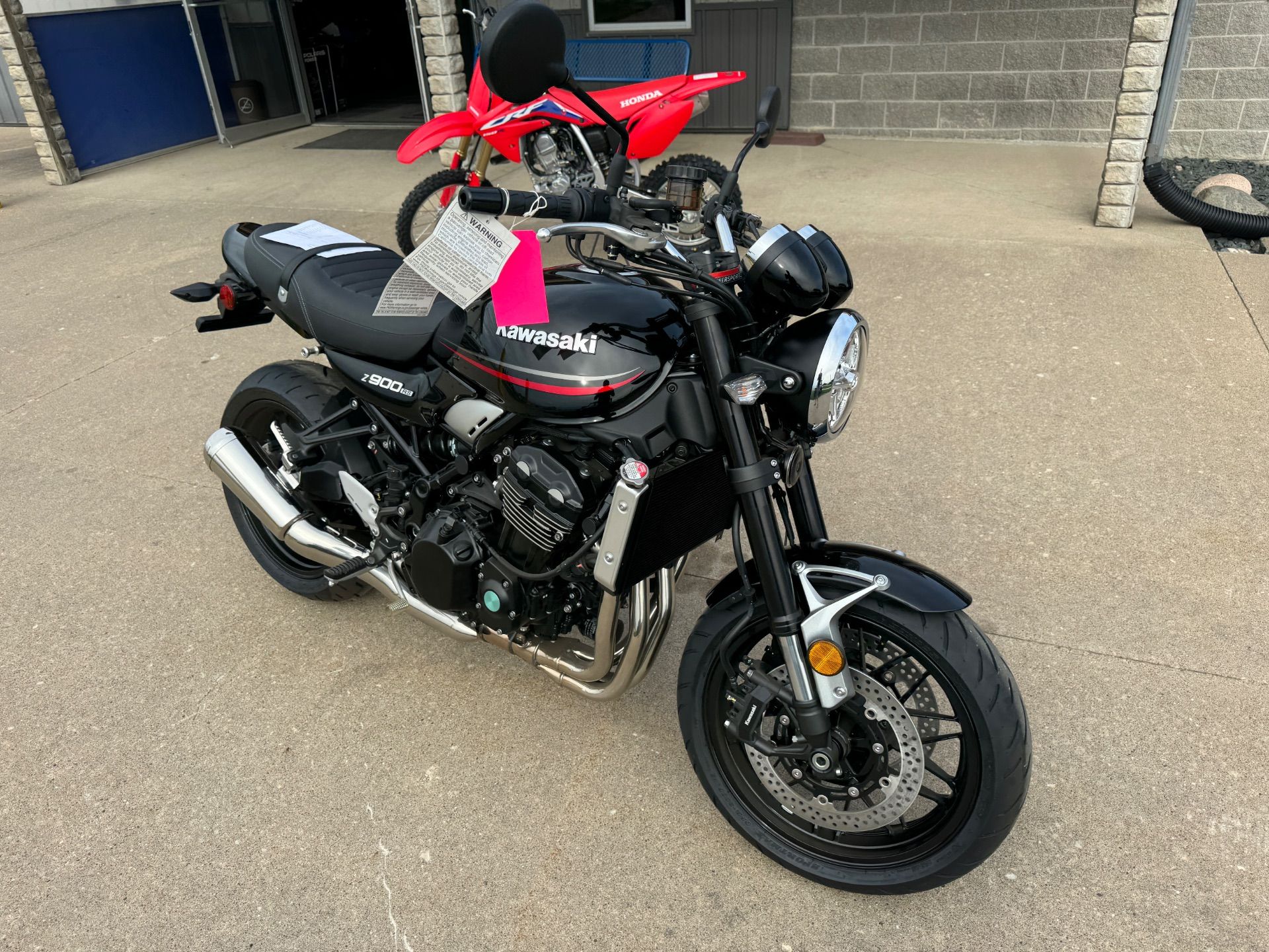 2024 Kawasaki Z900RS ABS in Ottumwa, Iowa - Photo 9