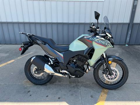 2024 Kawasaki Versys-X 300 ABS in Ottumwa, Iowa - Photo 2