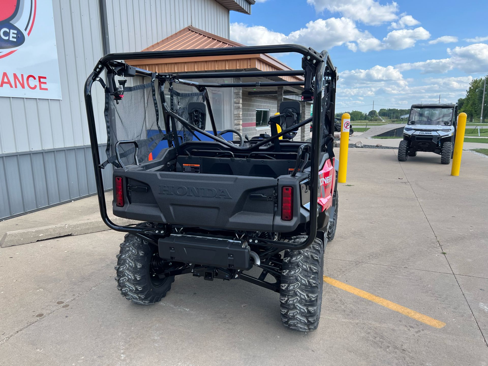 2024 Honda Pioneer 1000-5 Deluxe in Ottumwa, Iowa - Photo 7