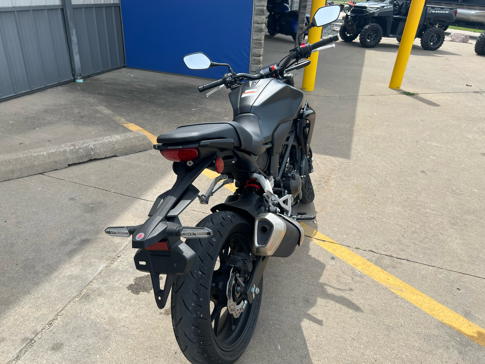 2023 Honda CB300R ABS in Ottumwa, Iowa - Photo 8