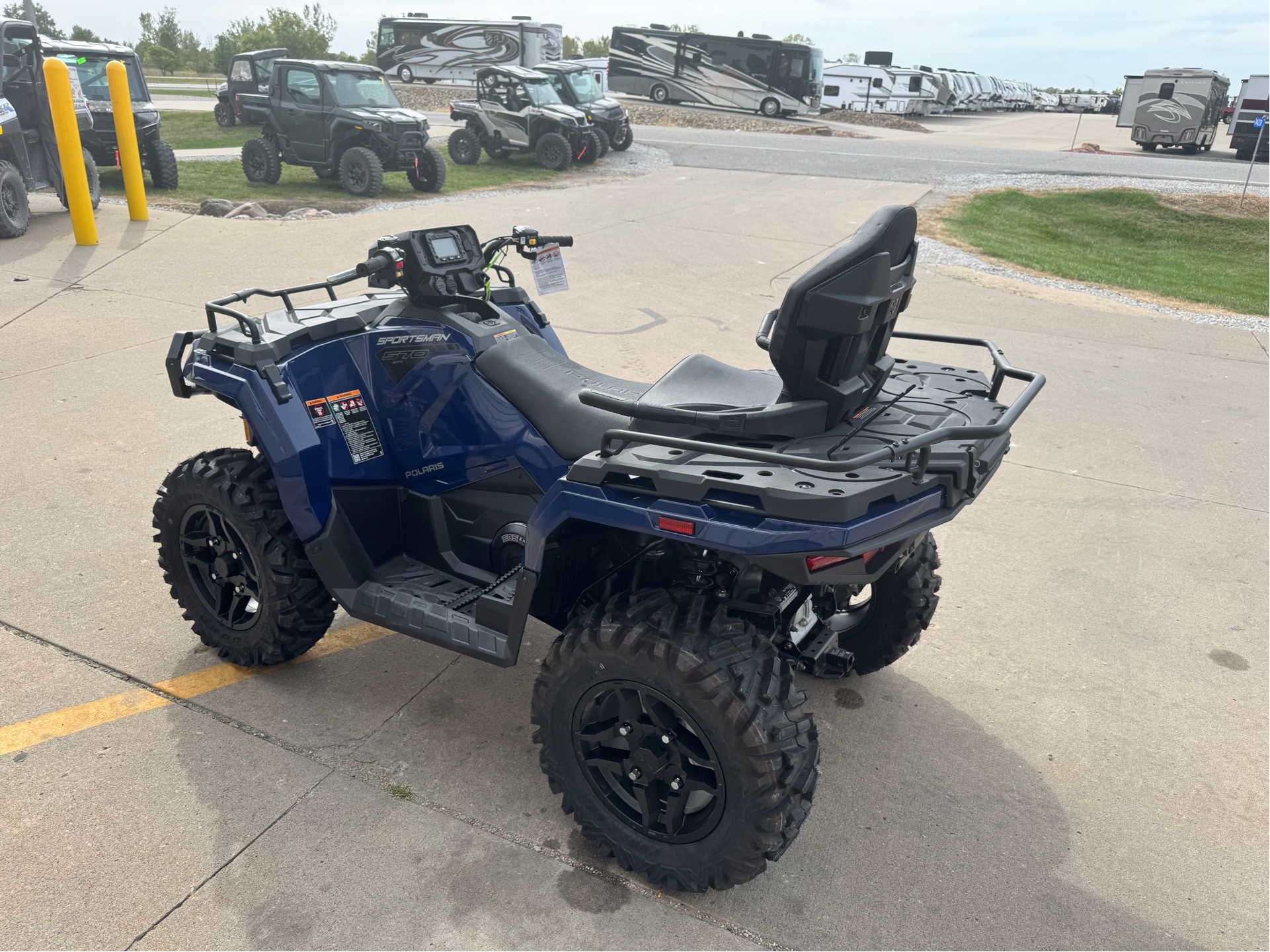 2025 Polaris Sportsman Touring 570 Premium in Ottumwa, Iowa - Photo 5