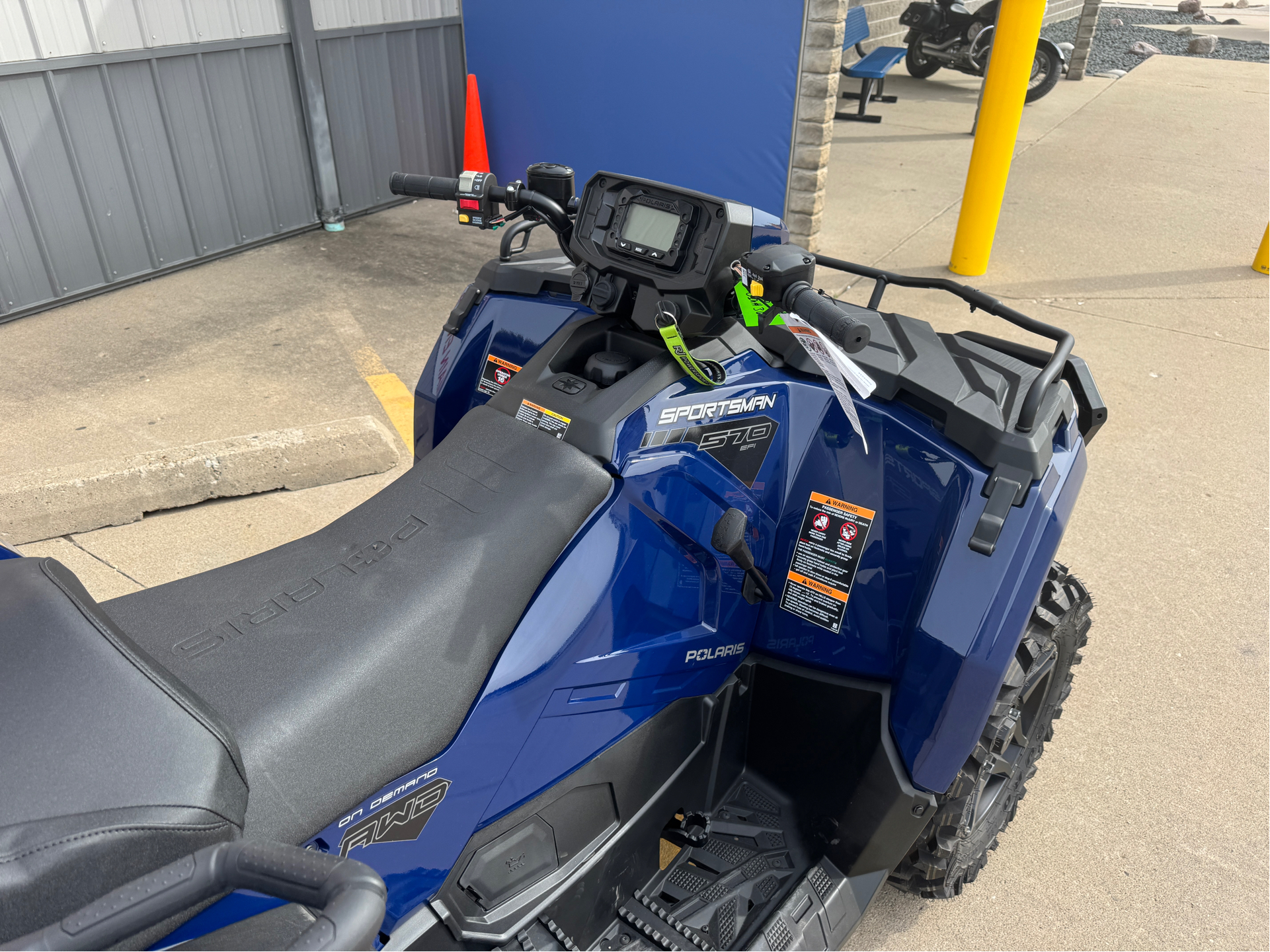 2025 Polaris Sportsman Touring 570 Premium in Ottumwa, Iowa - Photo 12