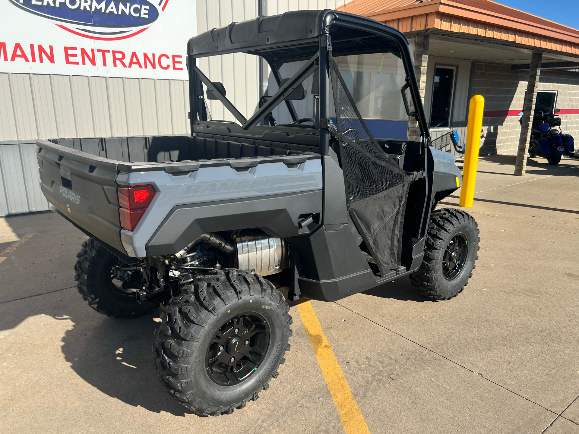 2025 Polaris Ranger XP 1000 Premium in Ottumwa, Iowa - Photo 9