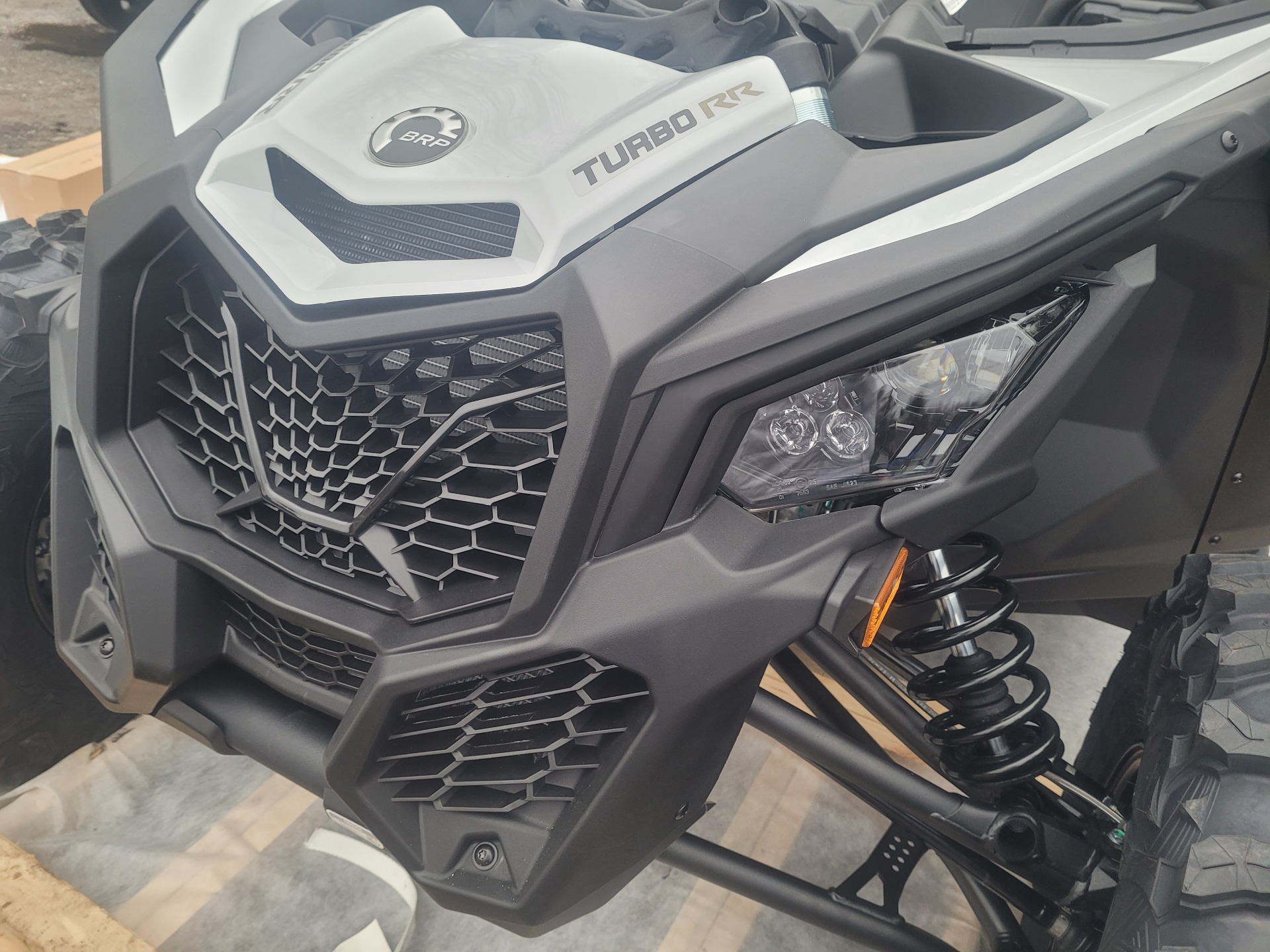 2023 Can-Am Maverick X3 DS Turbo RR 64 in Ledgewood, New Jersey - Photo 6