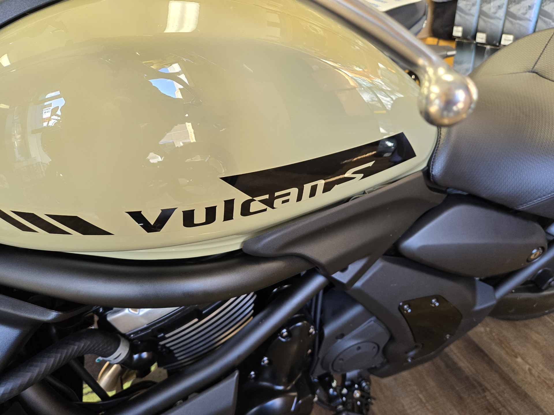 New 2024 Kawasaki Vulcan S ABS Pearl Sand Khaki / Ebony Motorcycles