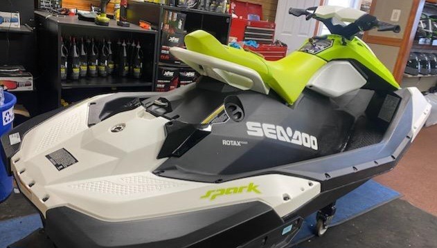 2023 Sea-Doo Spark 2up 60 hp in Ledgewood, New Jersey - Photo 2