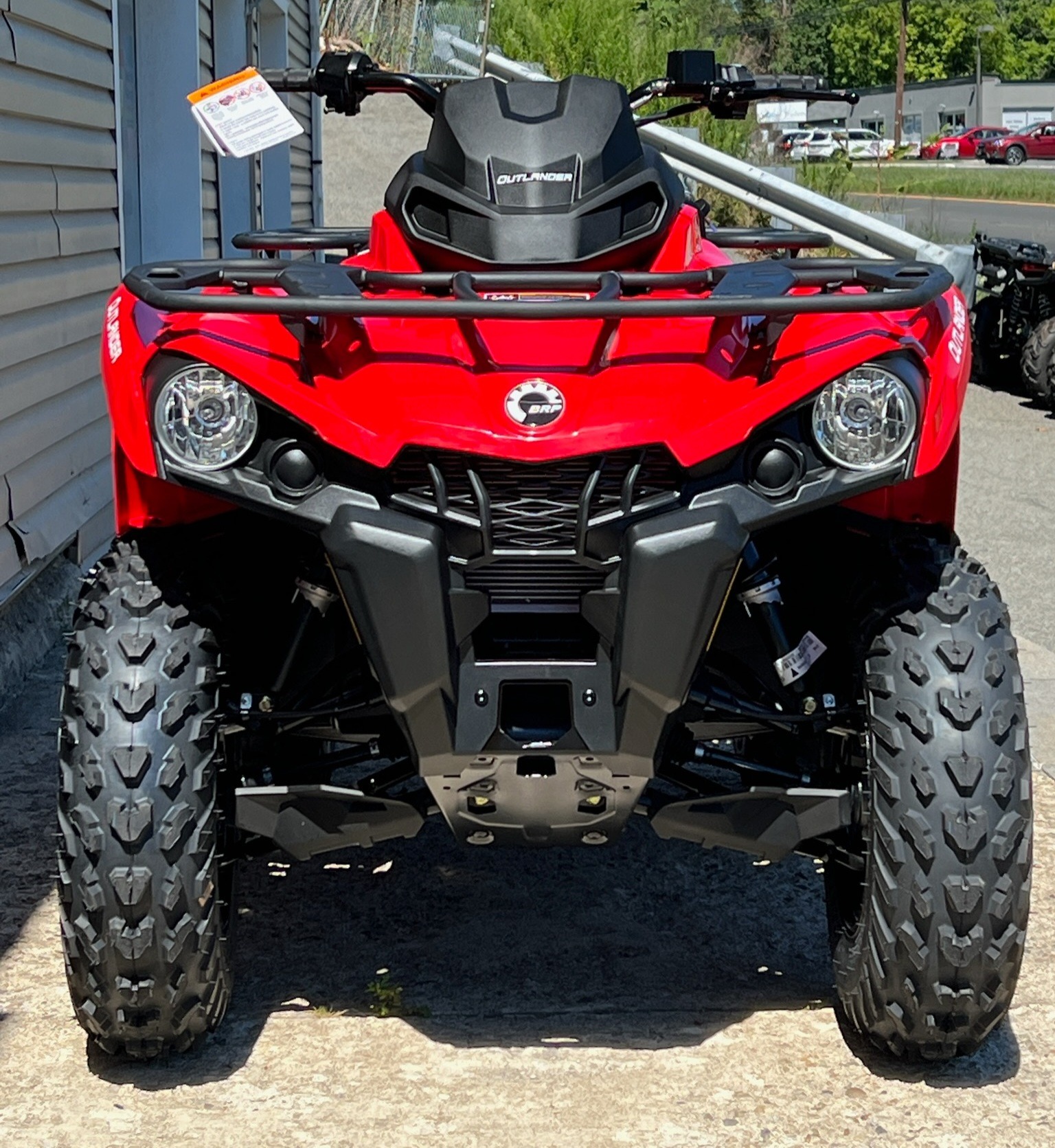 2022 Can-Am Outlander 570 in Ledgewood, New Jersey - Photo 2