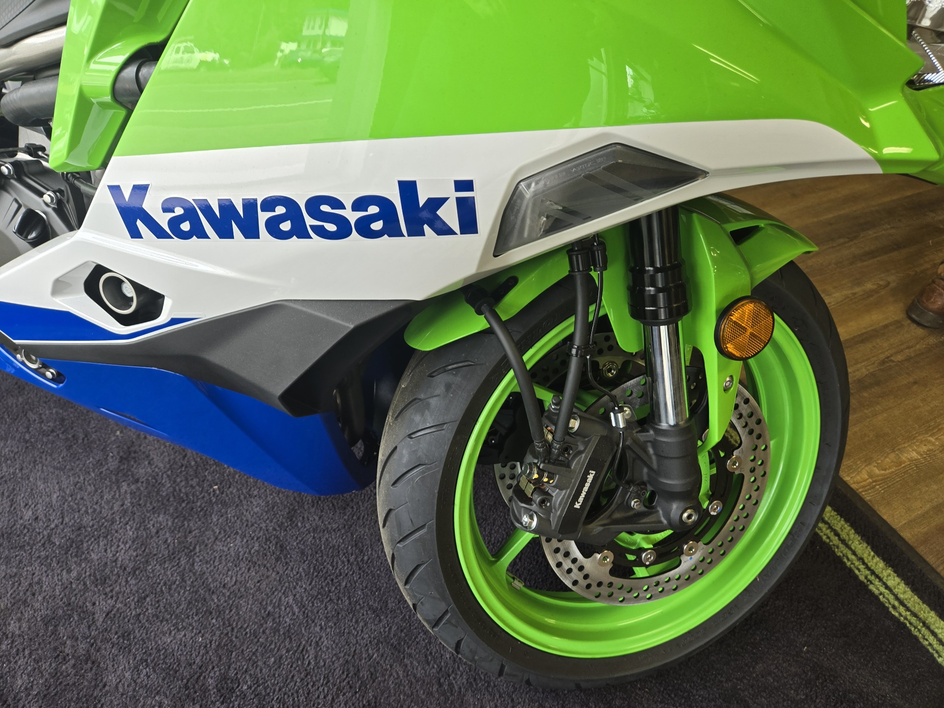 2024 Kawasaki Ninja ZX-4RR 40th Anniversary Edition ABS in Ledgewood, New Jersey - Photo 6