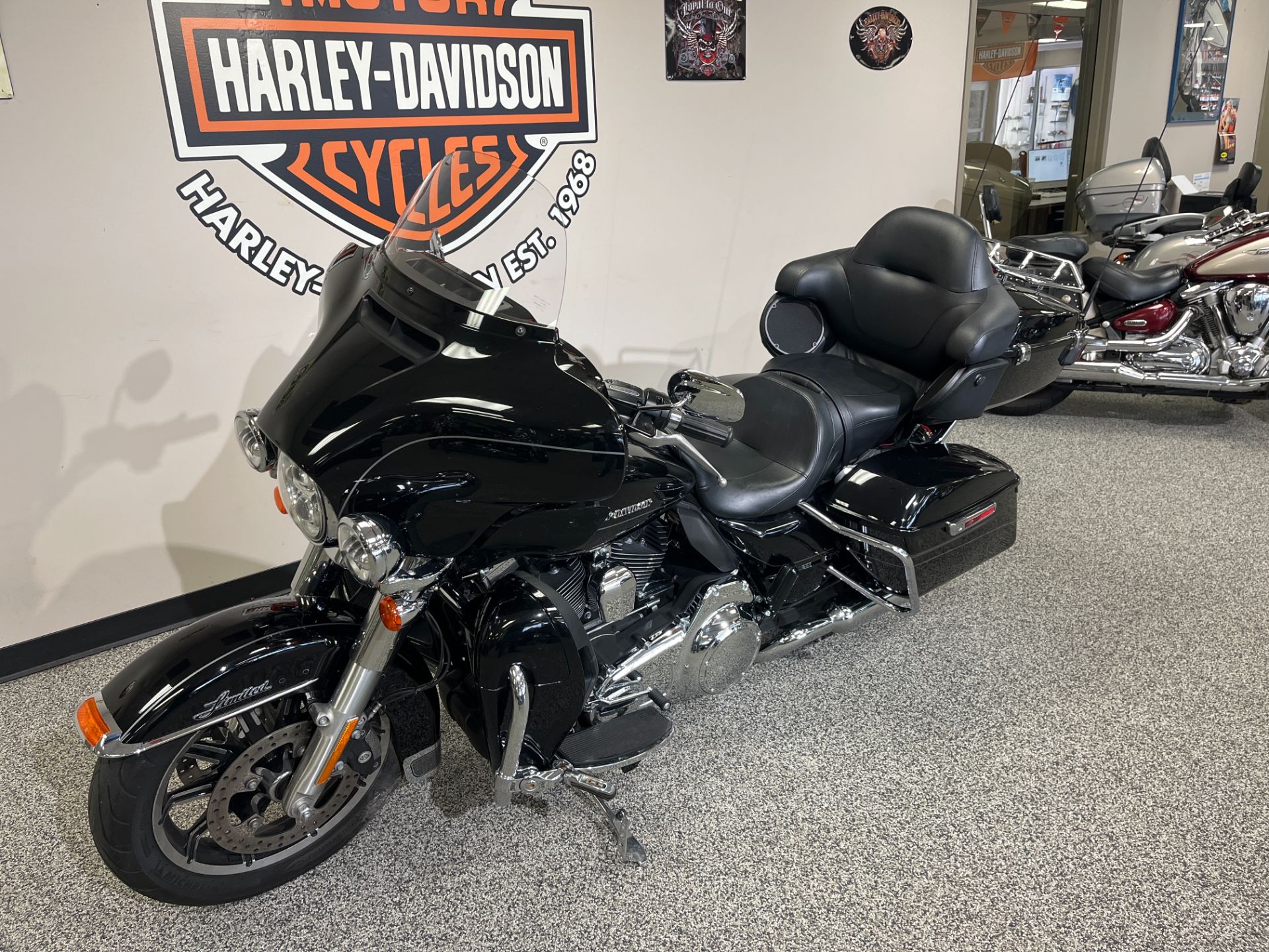 2015 Harley-Davidson Ultra Limited Low in Knoxville, Tennessee - Photo 6