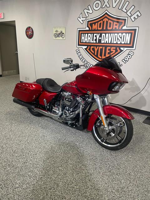 2019 Harley-Davidson Road Glide in Knoxville, Tennessee - Photo 4