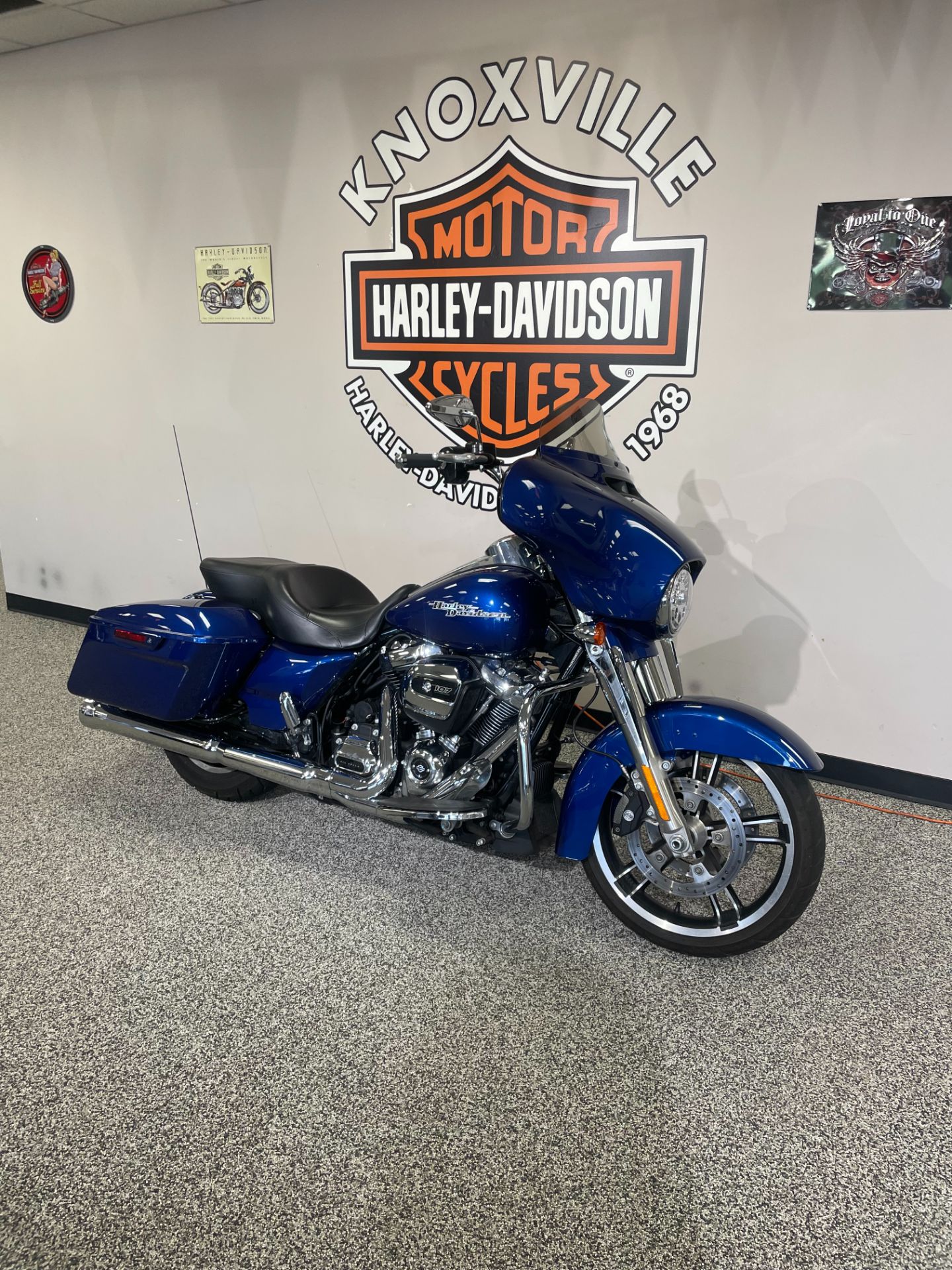 2017 Harley-Davidson STREET GLIDE SPECIAL in Knoxville, Tennessee - Photo 3