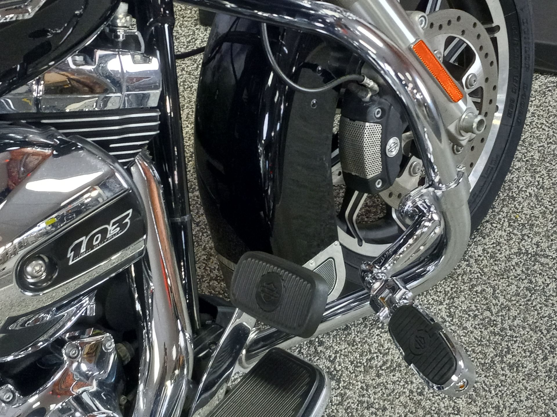 2015 Harley-Davidson Road King® in Knoxville, Tennessee - Photo 11