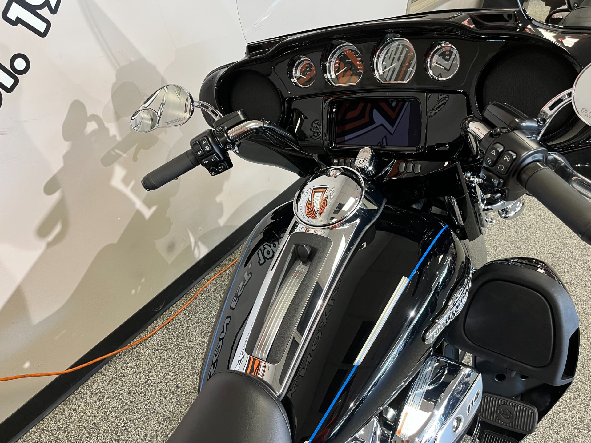 2020 Harley-Davidson ULTRA LIMITED in Knoxville, Tennessee - Photo 6