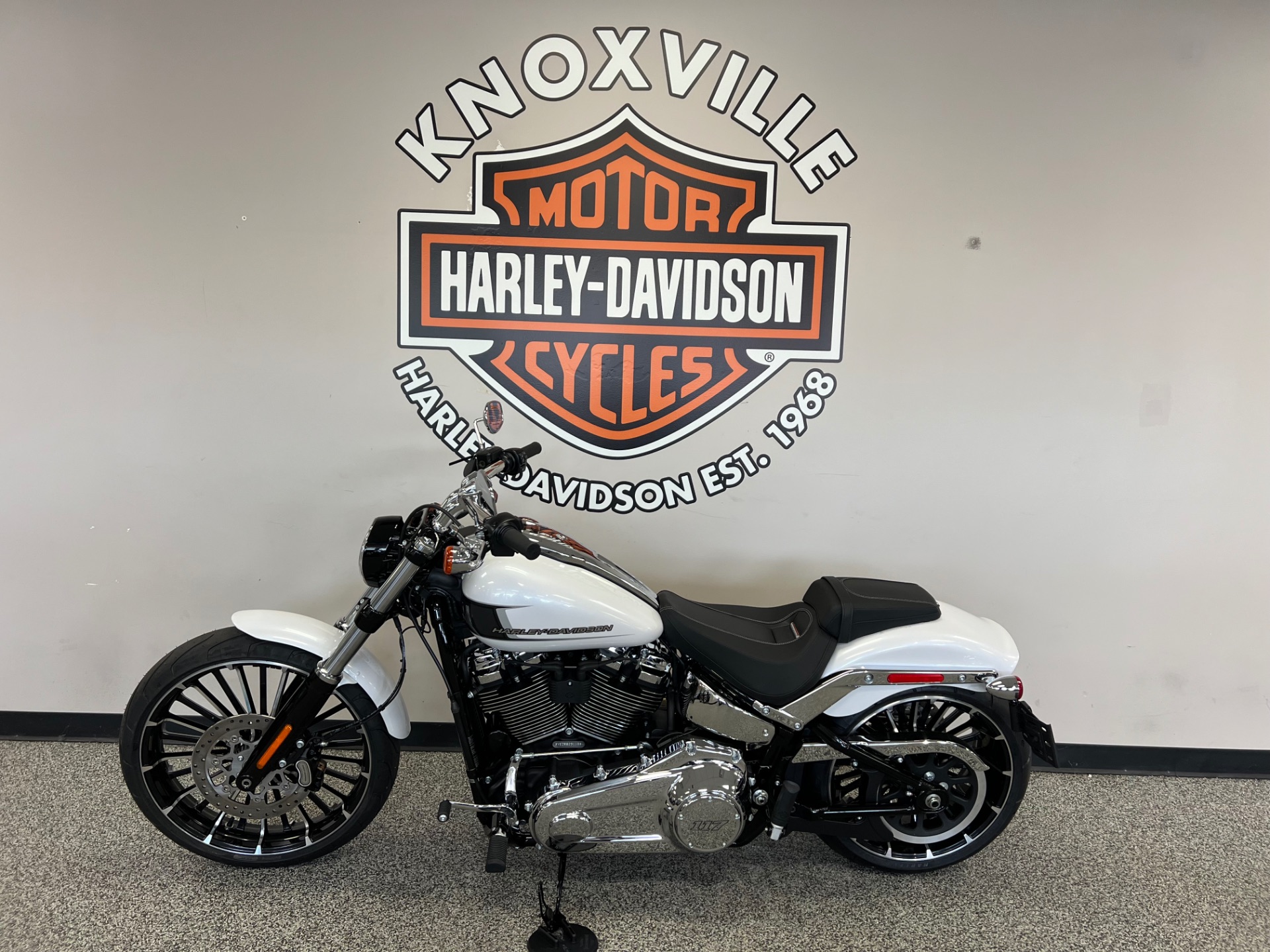 2024 Harley-Davidson Breakout® in Knoxville, Tennessee - Photo 18