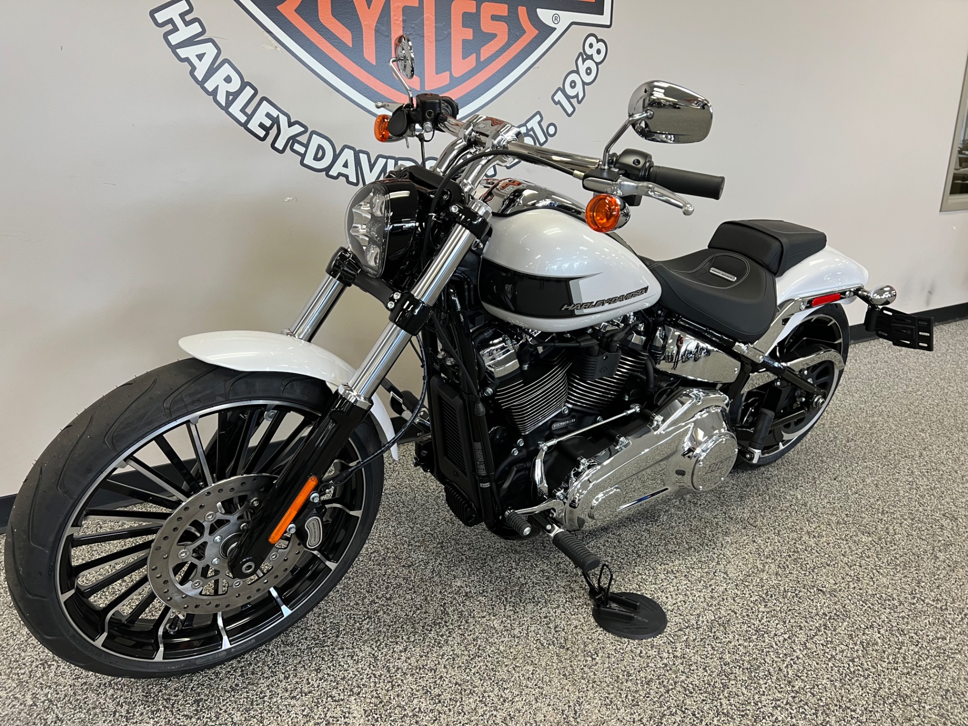 2024 Harley-Davidson Breakout® in Knoxville, Tennessee - Photo 19