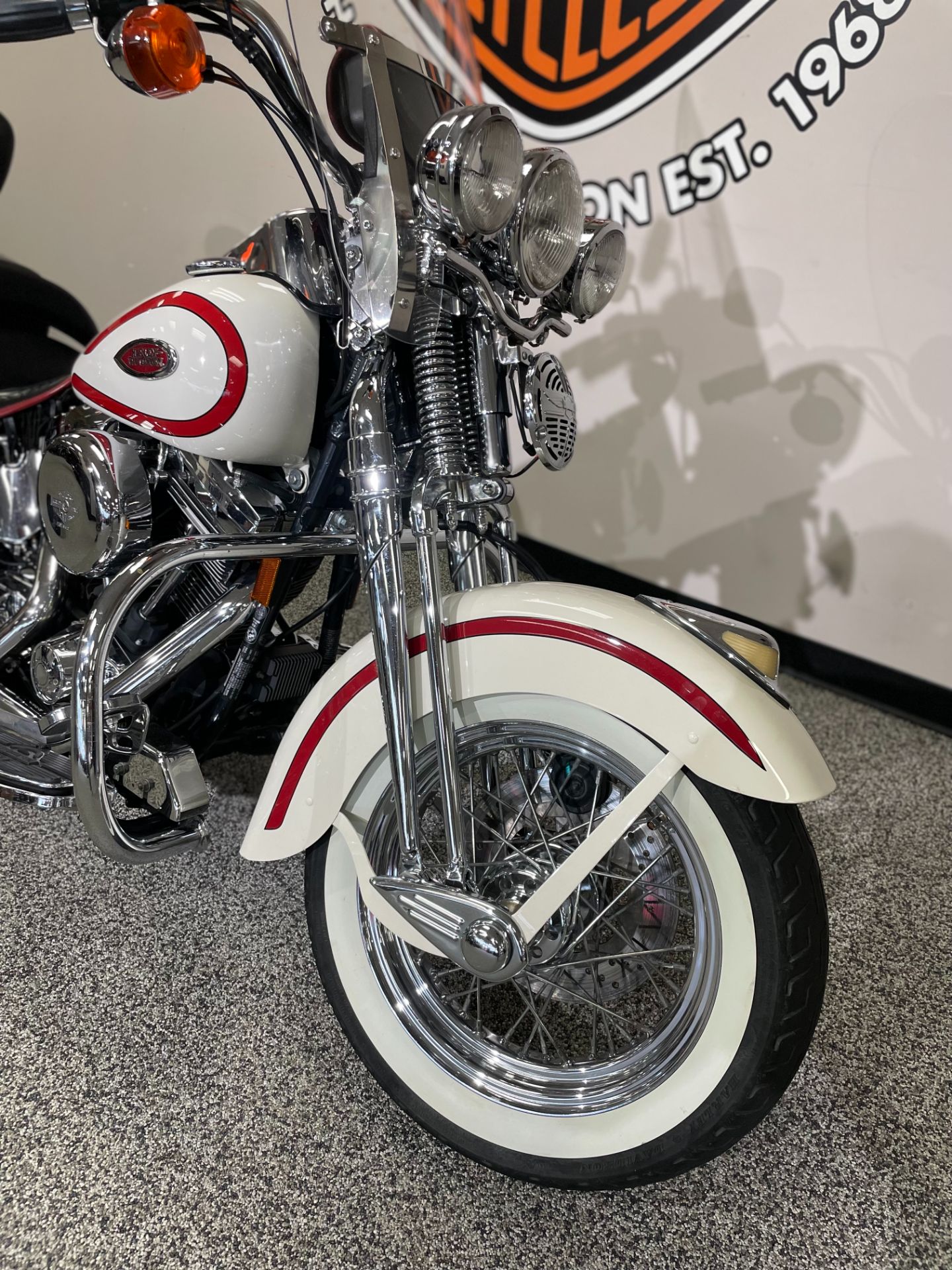 1997 Harley-Davidson SOFTAIL HERITAGE SPRINGER in Knoxville, Tennessee - Photo 6