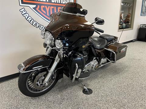 2013 Harley-Davidson Electra Glide® Ultra Limited 110th Anniversary Edition in Knoxville, Tennessee - Photo 20