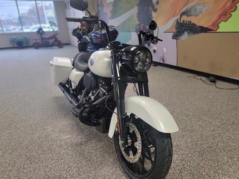 2024 Harley-Davidson Road King Special in Knoxville, Tennessee - Photo 3