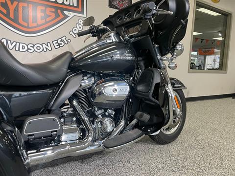 2018 Harley-Davidson TRI-GLIDE ULTRA CLASSIC in Knoxville, Tennessee - Photo 2